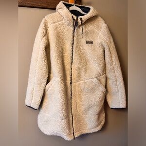 LL Bean Womens Mountain Pile Fleece Coat in Natural
